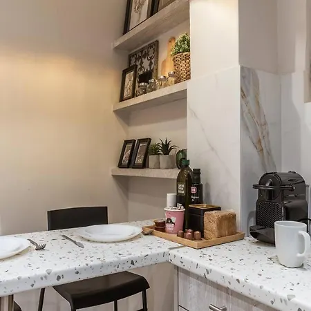 Apartment Cozy And Modern In Pagrati Athens